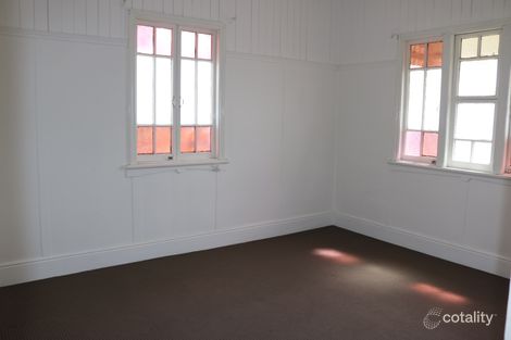 Property photo of 1 Brisbane Road Newtown QLD 4305