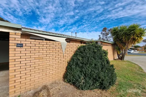 Property photo of 2/610 Prune Street Springdale Heights NSW 2641