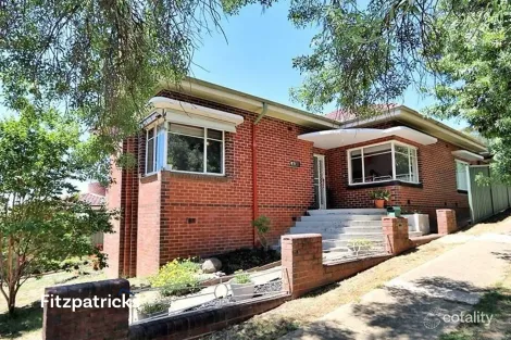 13 Young St, Turvey Park, NSW 2650