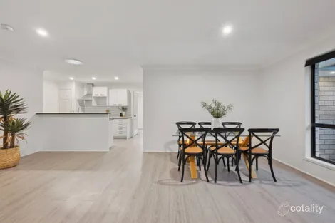 Property photo of 1/1 Mistletoe Court Ormeau QLD 4208