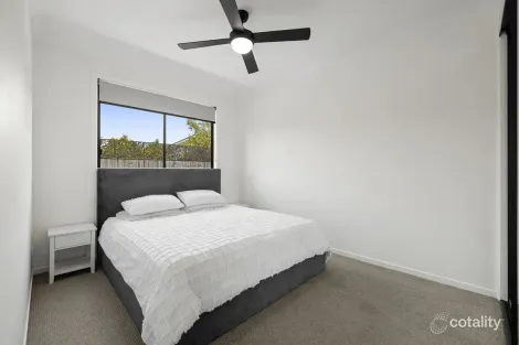 Property photo of 4 Hampton Close Baringa QLD 4551