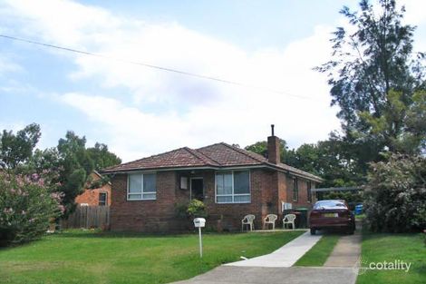 8 Flood Ave, Revesby, NSW 2212