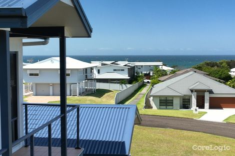 Property photo of 32 Sapphire Parade Diamond Beach NSW 2430
