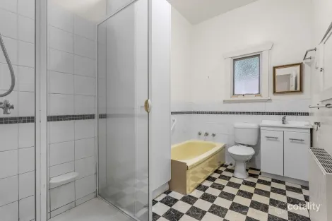 Property photo of 3 Rostrevor Parade Mont Albert VIC 3127