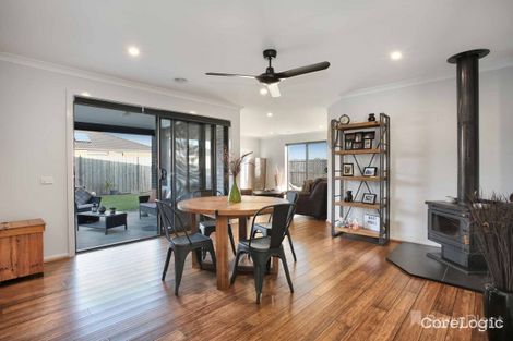 Property photo of 19 Violet Street Bunyip VIC 3815