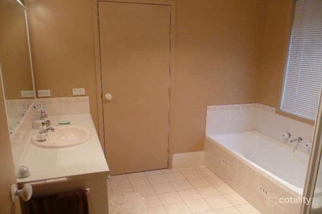 Property photo of 4 Bainton Place Doonside NSW 2767