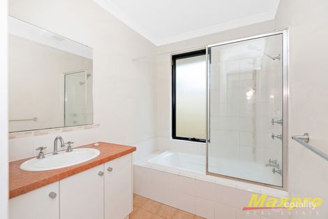 54 Fleetwood Rd, Lynwood, WA 6147