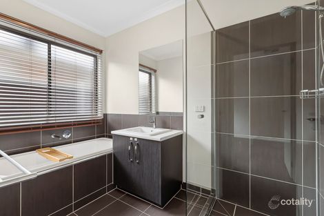 Property photo of 164 Alisma Boulevard Cranbourne North VIC 3977