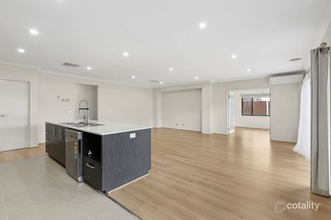 Property photo of 164 Alisma Boulevard Cranbourne North VIC 3977