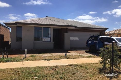 49 Drumchapel Cres, Strathtulloh, VIC 3338