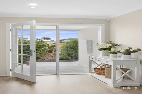 Property photo of 33 Botanical Drive Mount Duneed VIC 3217