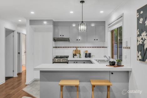 Property photo of 43 Woodlea Crescent Craigieburn VIC 3064