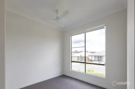 Property photo of 78 Boyland Way Flinders View QLD 4305