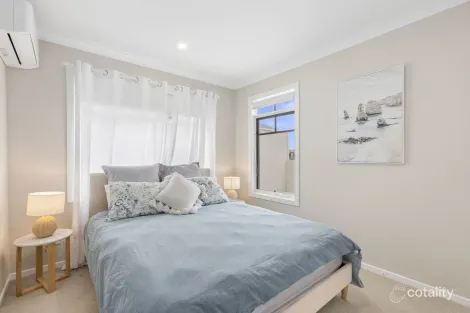 Property photo of 33 Botanical Drive Mount Duneed VIC 3217