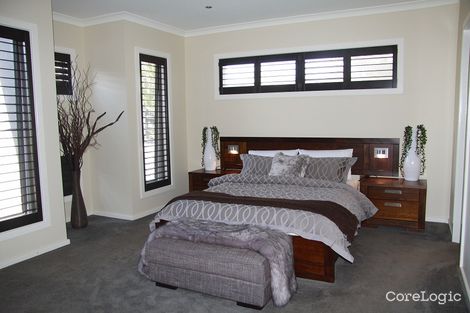 Property photo of 8 Riviera Court Lakes Entrance VIC 3909