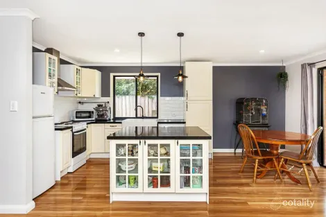 Property photo of 52 Rivergum Drive Nerang QLD 4211