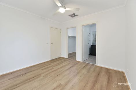 Property photo of 13 Scarlet Drive Greenvale VIC 3059