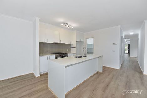 Property photo of 13 Scarlet Drive Greenvale VIC 3059
