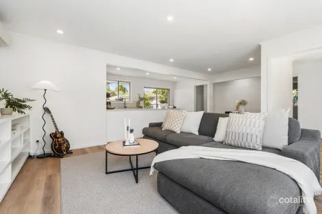 Property photo of 14 Fingal Drive Frankston VIC 3199