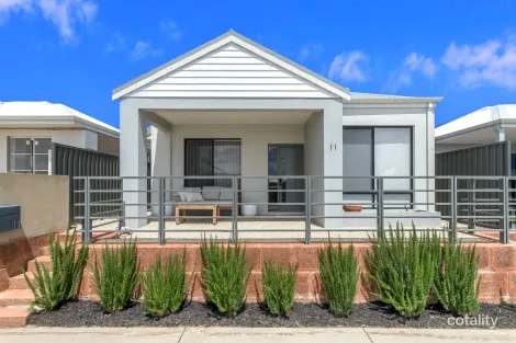 11 Karapiro St, Champion Lakes, WA 6111