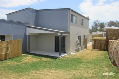 Property photo of 2/7 Hoffmann Way Bundamba QLD 4304