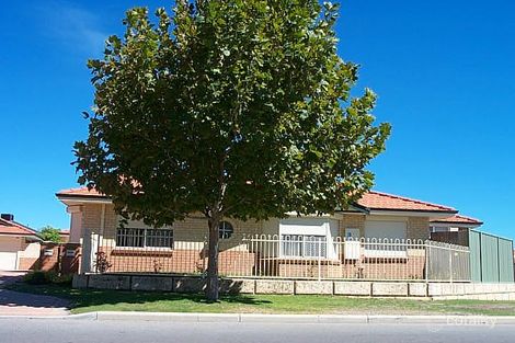 2/76 Towncentre Dr, Thornlie, WA 6108