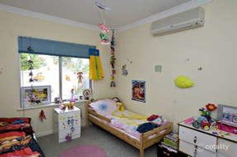 Property photo of 35 Ramsden Way Morley WA 6062