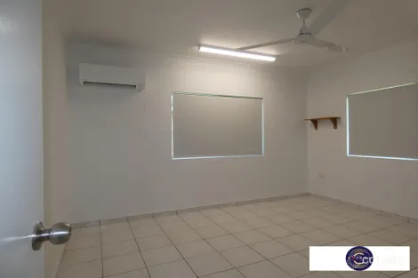 Property photo of 194 Robert Road Bentley Park QLD 4869