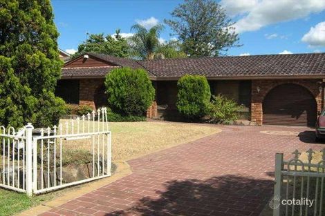15 Aberfeldy Cres, St Andrews, NSW 2566