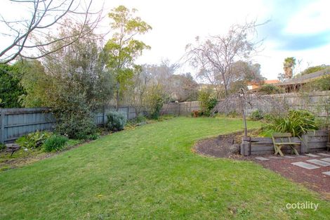 Property photo of 6 Thorncombe Walk Doncaster East VIC 3109