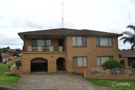 4 Derowie Cres, Lake Heights, NSW 2502