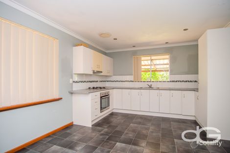 7b Montgomery St, Beaconsfield, WA 6162