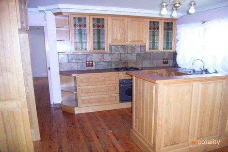 Property photo of 70 Woodhouse Drive Ambarvale NSW 2560