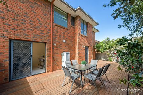 Property photo of 2 Hydrangea Close Burwood VIC 3125