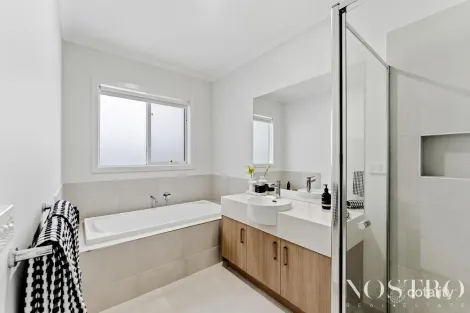 Property photo of 82 Mortar Ridge Mernda VIC 3754