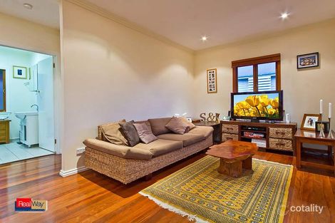 Property photo of 19 Hannam Street Wynnum QLD 4178