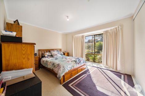 Property photo of 8 Davey Close Flora Hill VIC 3550