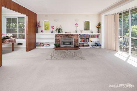 Property photo of 10 Outlook Drive Dandenong North VIC 3175