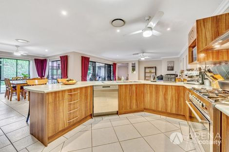 Property photo of 40 Gippsland Circuit Forest Lake QLD 4078