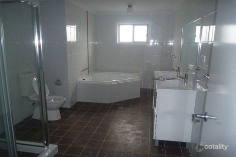 Property photo of 33 Frangipani Avenue Glenwood NSW 2768