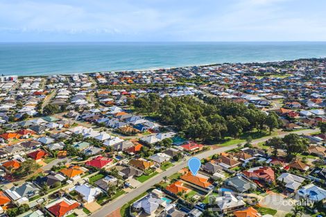 Property photo of 56 Floribunda Avenue Halls Head WA 6210