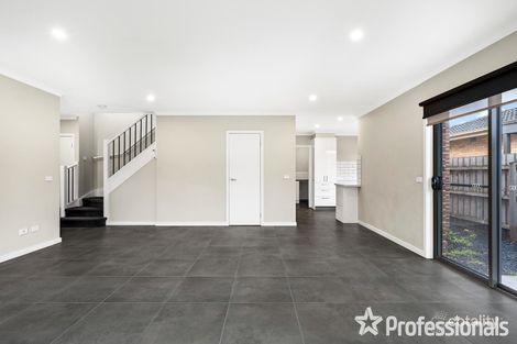 Property photo of 1 Brennan Close Mooroolbark VIC 3138