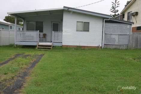 28 Blue Bell Dr, Wamberal, NSW 2260