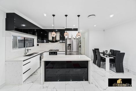 246 Hamilton Rd, Fairfield Heights, NSW 2165