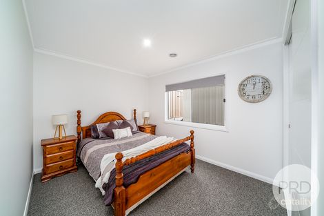 Property photo of 133 Bradman Drive Boorooma NSW 2650