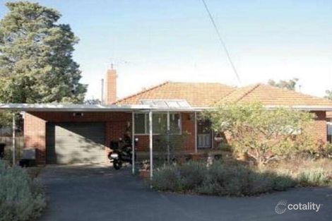 49 Hale Rd, Forrestfield, WA 6058