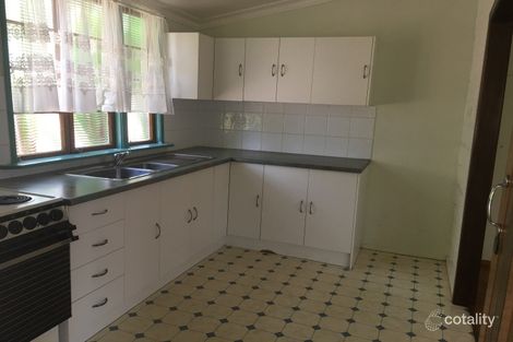 Property photo of 24 Pacific Avenue Tannum Sands QLD 4680