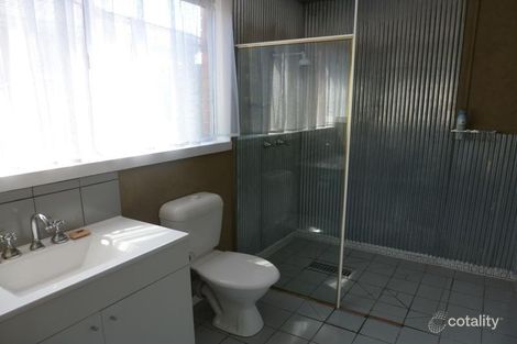 Property photo of 4 Paterson Avenue Baranduda VIC 3691