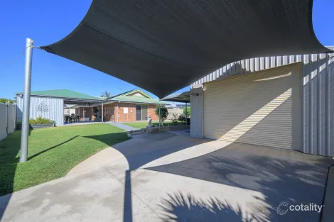Property photo of 1 Dunstall Street Clinton QLD 4680