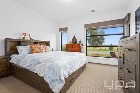 Property photo of 6 Auburn Drive Fraser Rise VIC 3336